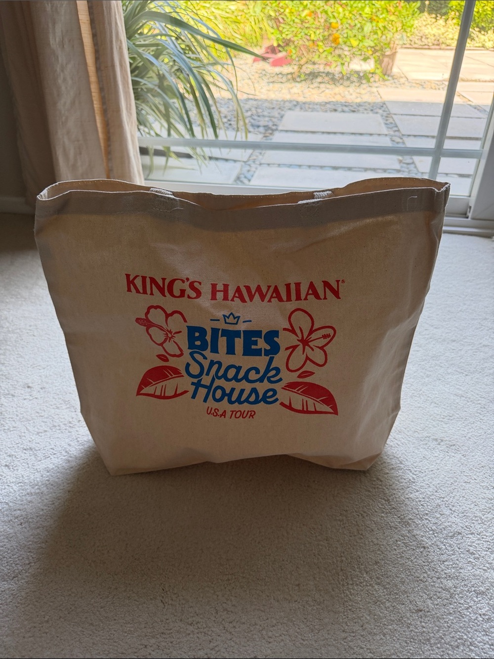 NWT King's Hawaiian Bites Snack House Canvas Tote - Cream with Red & Blue Logo